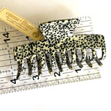 Large Claw Clip in Spotted Neutral